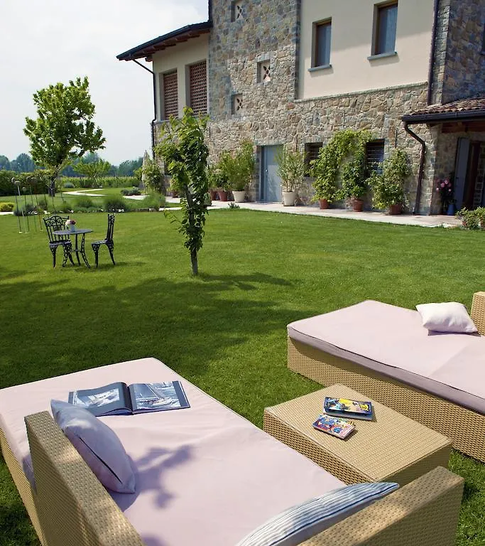 Bed & Breakfast Massoni Bed And Breakfast Peschiera del Garda Italien