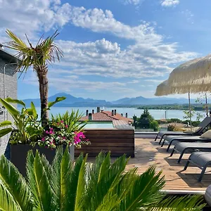 Maison d'hôtes Plaza Di Garda, Peschiera del Garda