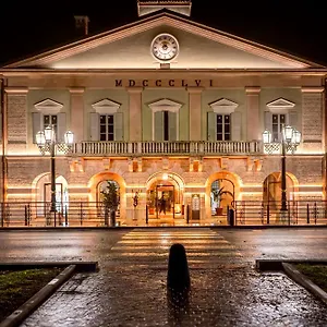 Pavillon Hotel